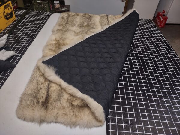 Bleached Coyote Blanket - Image 4